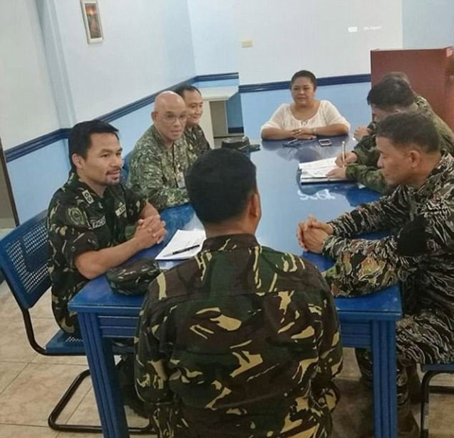 Huyền thoại Pacquiao được phong hàm đại tá quân đội